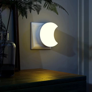 Moon LED Night Light with Smart Dusk-to-Dawn Sensor