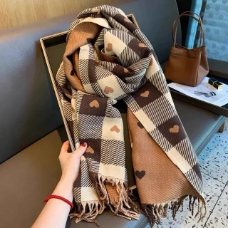Women’s Autumn Winter Heart Plaid Scarf – Thick Oversized Blanket Shawl