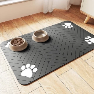 Pet Feeding SplashGuard Mat – Keep Floors Dry & Clean