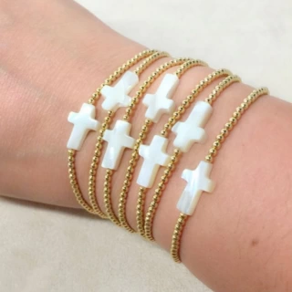 VOLLANA™ Pulsera Boho con Cruz Cristiana para Mujer – Joyería Minimalista con Cuentas y Baño de Oro de 18K por Vlen
