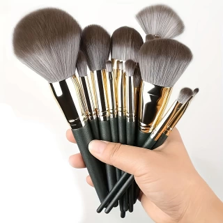 14-Piece Luxury Makeup Brush Set – Professional Soft Full Face & Eye Brushes for Foundation, Blush & More