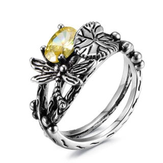 Crystal Bow Tie Ring – Dainty Sparkling Bow Ring for Women, Elegant Feminine Jewelry Gift