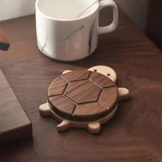 Creative Turtle Shaped Wooden Heat Resistant Coasters